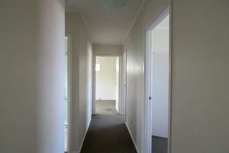 Photo of property in 1/11 Cassia Place, Sunnynook, Auckland, 0620