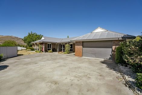 Photo of property in 35 Cairnmuir Crescent, Cromwell, 9310