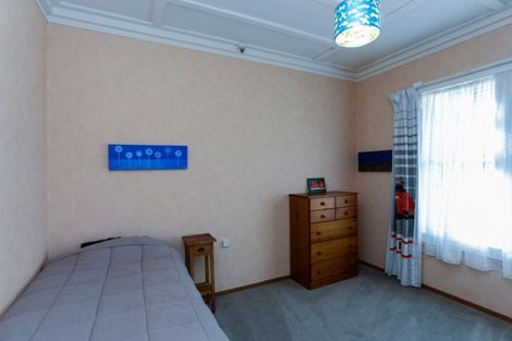 Photo of property in 15 Saint Marys Road, Waipukurau, 4200