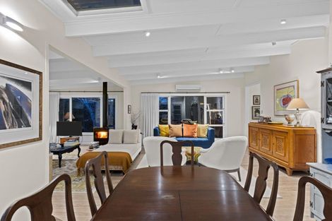 Photo of property in 51 Kent Terrace, Riverhead, 0820