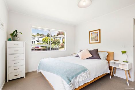 Photo of property in 43 Holt Avenue, Torbay, Auckland, 0630