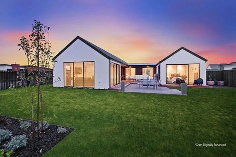 Photo of property in 11 Westmere Mews, West Melton, 7618