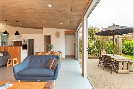 Photo of property in 29a Greenaway Road, Waikanae, 5036