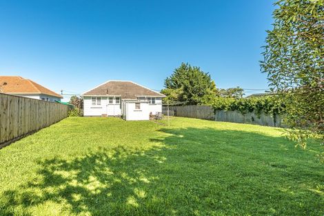 Photo of property in 1 Matarawa Street, Whanganui East, Whanganui, 4500