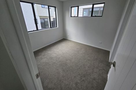 Photo of property in 15 Greenbrier Street, Westgate, 0814