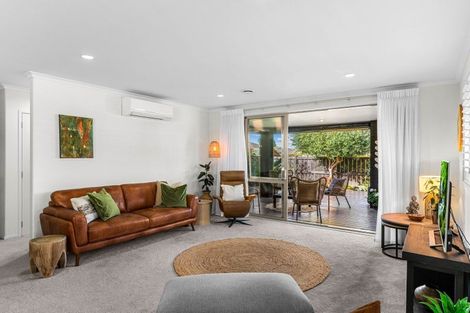 Photo of property in 1 Spinnaker Lane, Mangawhai, 0505
