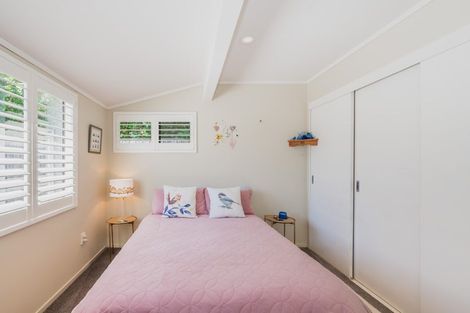 Photo of property in 81 Nimmo Avenue East, Waikanae, 5036