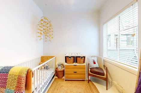 Photo of property in Hamilton Flats, 9u7 Hawker Street, Mount Victoria, Wellington, 6011