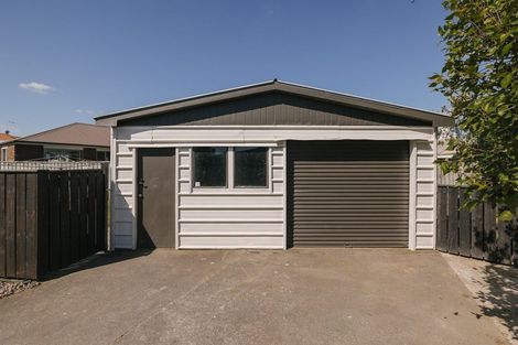 Photo of property in 21 Peppertree Glade, Kelvin Grove, Palmerston North, 4414