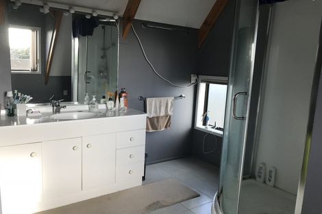 Photo of property in 163b Colwill Road, Massey, Auckland, 0614