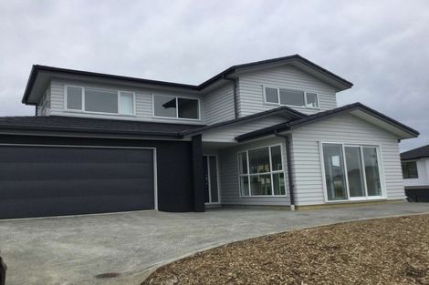 Photo of property in 18 Ridgeview Close, Red Beach, 0932