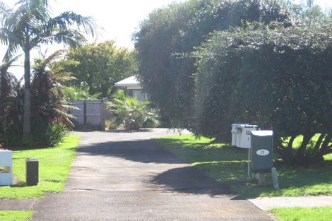 Photo of property in 12 Holden Place, Manukau, Auckland, 2025
