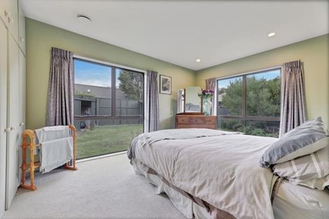 Photo of property in 412 Yaldhurst Road, Russley, Christchurch, 8042