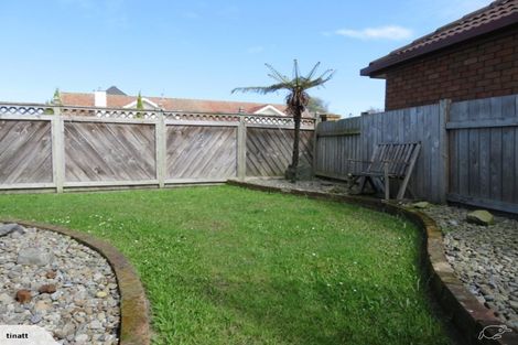 Photo of property in 3 Pahiatua Street, Hokowhitu, Palmerston North, 4410