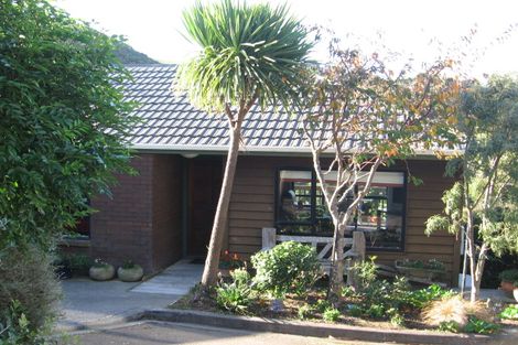 Photo of property in 5 Ashfield Grove, Churton Park, Wellington, 6037