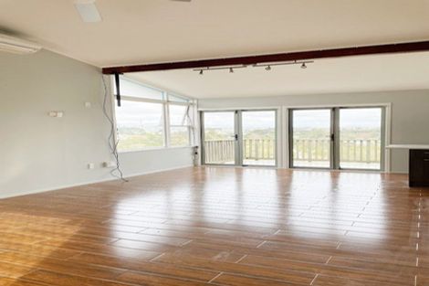 Photo of property in 89 Exmouth Road, Northcote, Auckland, 0627