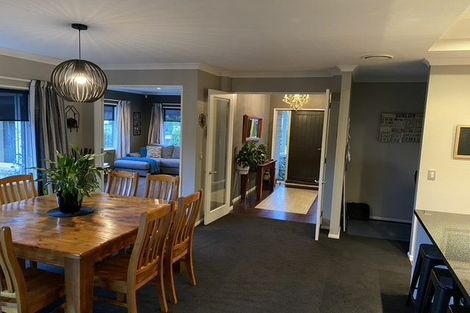 Photo of property in 8 Rossington Drive, West Melton, 7618