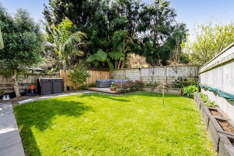 Photo of property in 39a Ainslee Street, Highlands Park, New Plymouth, 4312