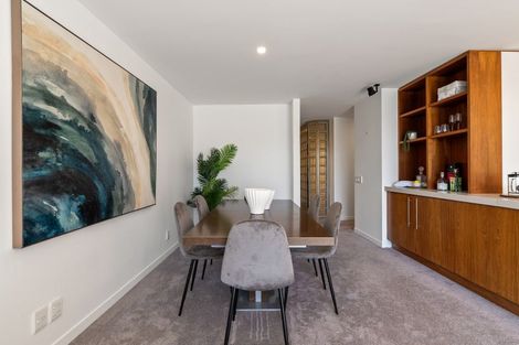Photo of property in 2/326 Oriental Parade, Oriental Bay, Wellington, 6011