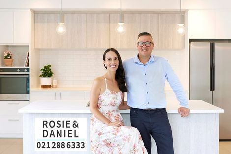 Photo of property in 23 Tawa Road, Te Atatu Peninsula, Auckland, 0610