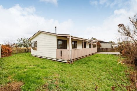 Photo of property in 38a Avenue Road, Foxton, 4814