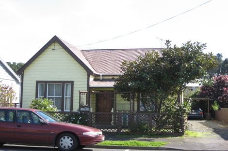 Photo of property in 42 Hine Street, New Plymouth, 4310
