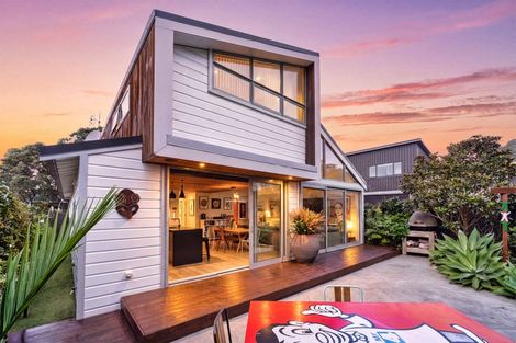 Photo of property in 24 Ventnor Street, Seatoun, Wellington, 6022