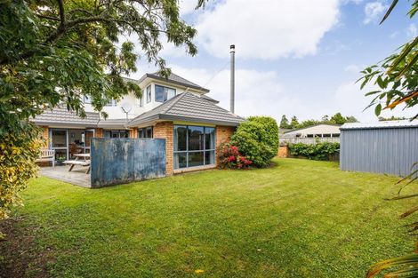 Photo of property in 11 Mcilwaine Place, Marton, 4710