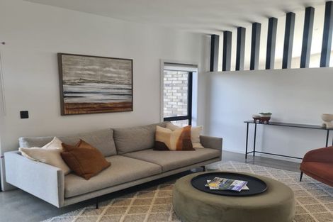 Photo of property in 88 Metoriti Crescent, Karaka, 2124