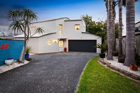 Photo of property in 44a Spinnaker Drive, Te Atatu Peninsula, Auckland, 0610