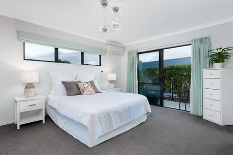 Photo of property in 122 Oteki Park Drive, Welcome Bay, Tauranga, 3112
