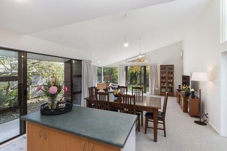 Photo of property in 32a Farquhars Road, Redwood, Christchurch, 8051