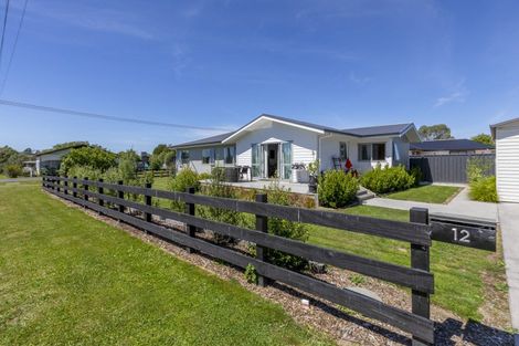 Photo of property in 12 Ross Street, Otane, 4202