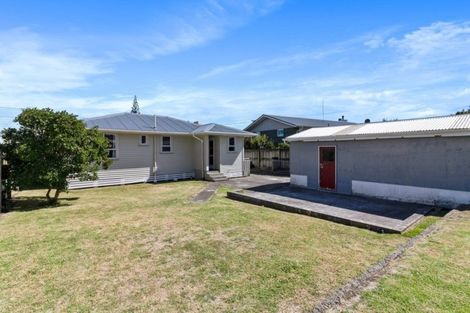 Photo of property in 20 Rospeath Crescent, Spotswood, New Plymouth, 4310