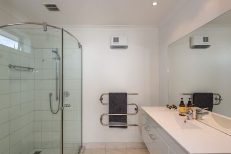 Photo of property in 48 Titirangi Crescent, Parklands, Christchurch, 8083