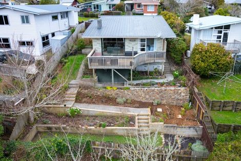 Photo of property in 17 Silverbirch Grove, Churton Park, Wellington, 6037