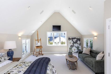 Photo of property in 5 Saint Barnabas Lane, Fendalton, Christchurch, 8052