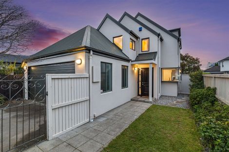 Photo of property in 53 Hawkesbury Avenue, St Albans, Christchurch, 8014