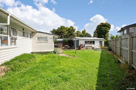 Photo of property in 112 Cargill Street, Papakura, 2110