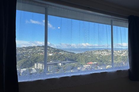 Photo of property in 1 Clementine Way, Crofton Downs, Wellington, 6035