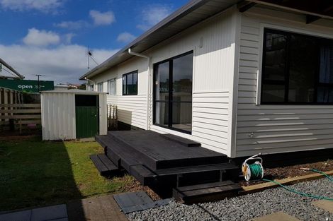 Photo of property in 24 Hori Street, Vogeltown, New Plymouth, 4310