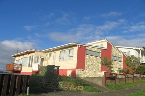 Photo of property in 11 Katarina Grove, Tawa, Wellington, 5028