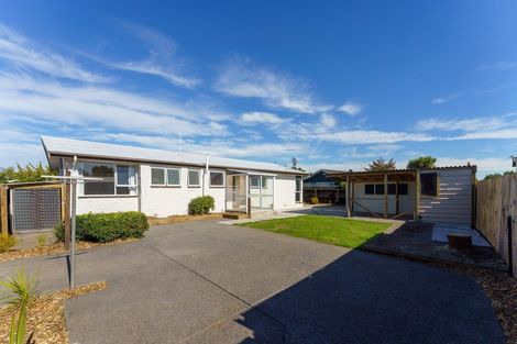 Photo of property in 40 Orrick Crescent, Avondale, Christchurch, 8061