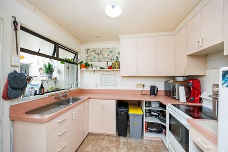 Photo of property in 28 Titoki Street, Palmerston North, 4414