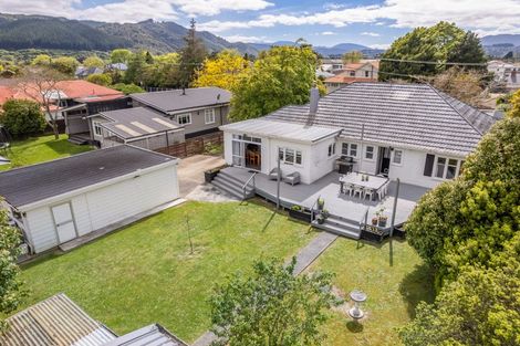 Photo of property in 11 Golders Road, Elderslea, Upper Hutt, 5018