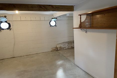 Photo of property in 2/5 Finn Place, Totara Vale, Auckland, 0629