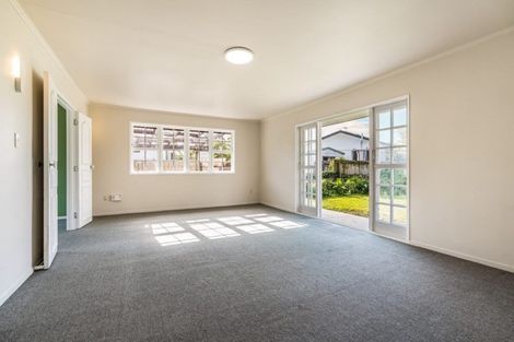 Photo of property in 50 Latham Avenue, Pakuranga, Auckland, 2010