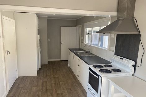 Photo of property in 12 Lawry Street, Moturoa, New Plymouth, 4310