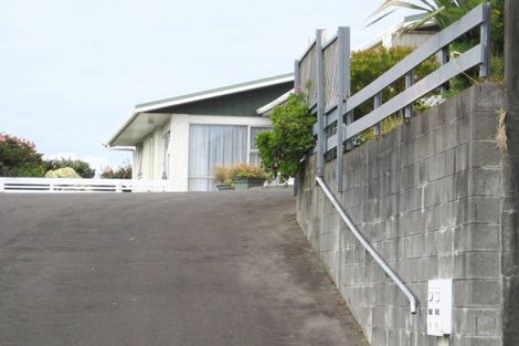 Photo of property in 2/242 Courtenay Street, Strandon, New Plymouth, 4312
