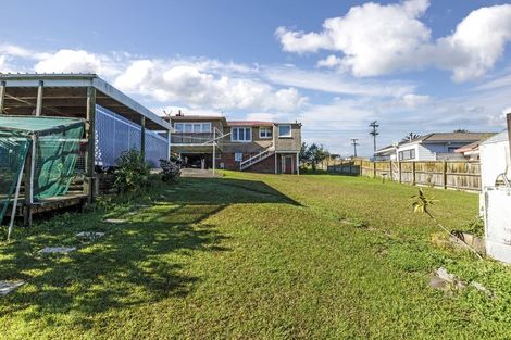 Photo of property in 13 Newington Road, Henderson, Auckland, 0612